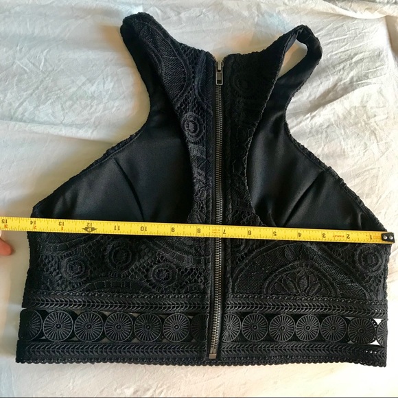 Woven black crop top SZ M - Picture 8 of 8